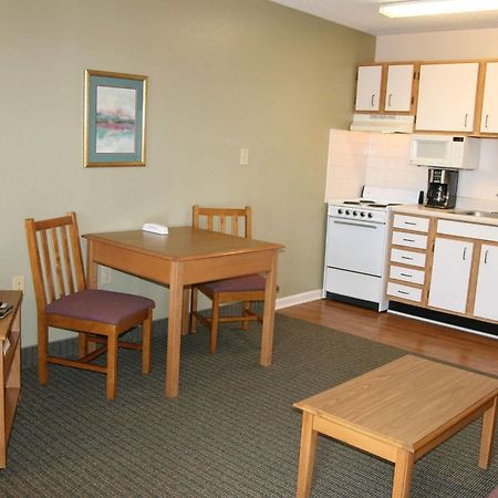 Affordable Suites Солсбері Екстер'єр фото